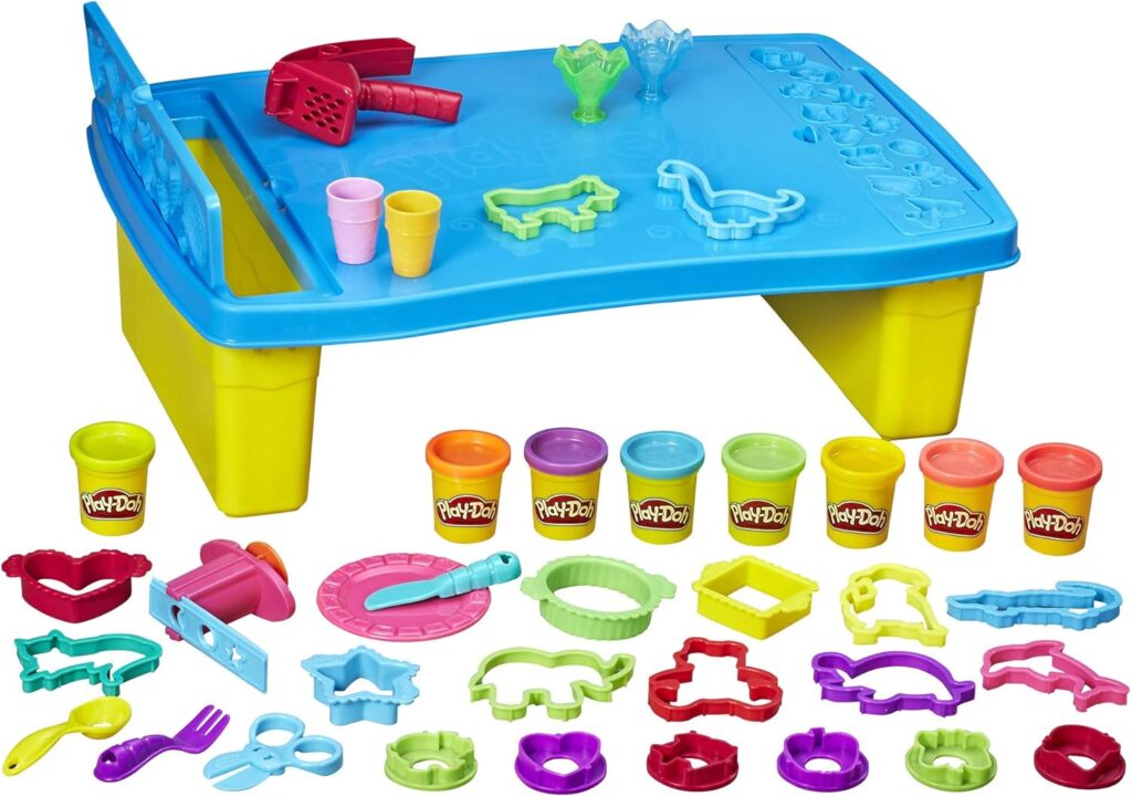 Play-Doh Play n Store Table Toy, 25+ Accessories, 8 Cans of Assort. Colors, Back to School Classroom Supplies, Kids Arts  Crafts, Preschool Toys, Ages 3+ (Amazon Exclusive)