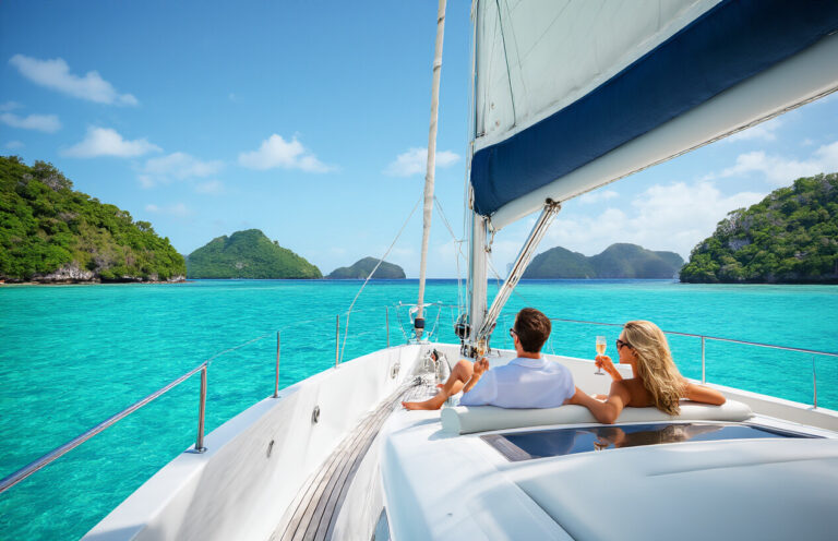 Read more about the article Step-by-Step: Planning a Luxury Yacht Vacation with Searadar